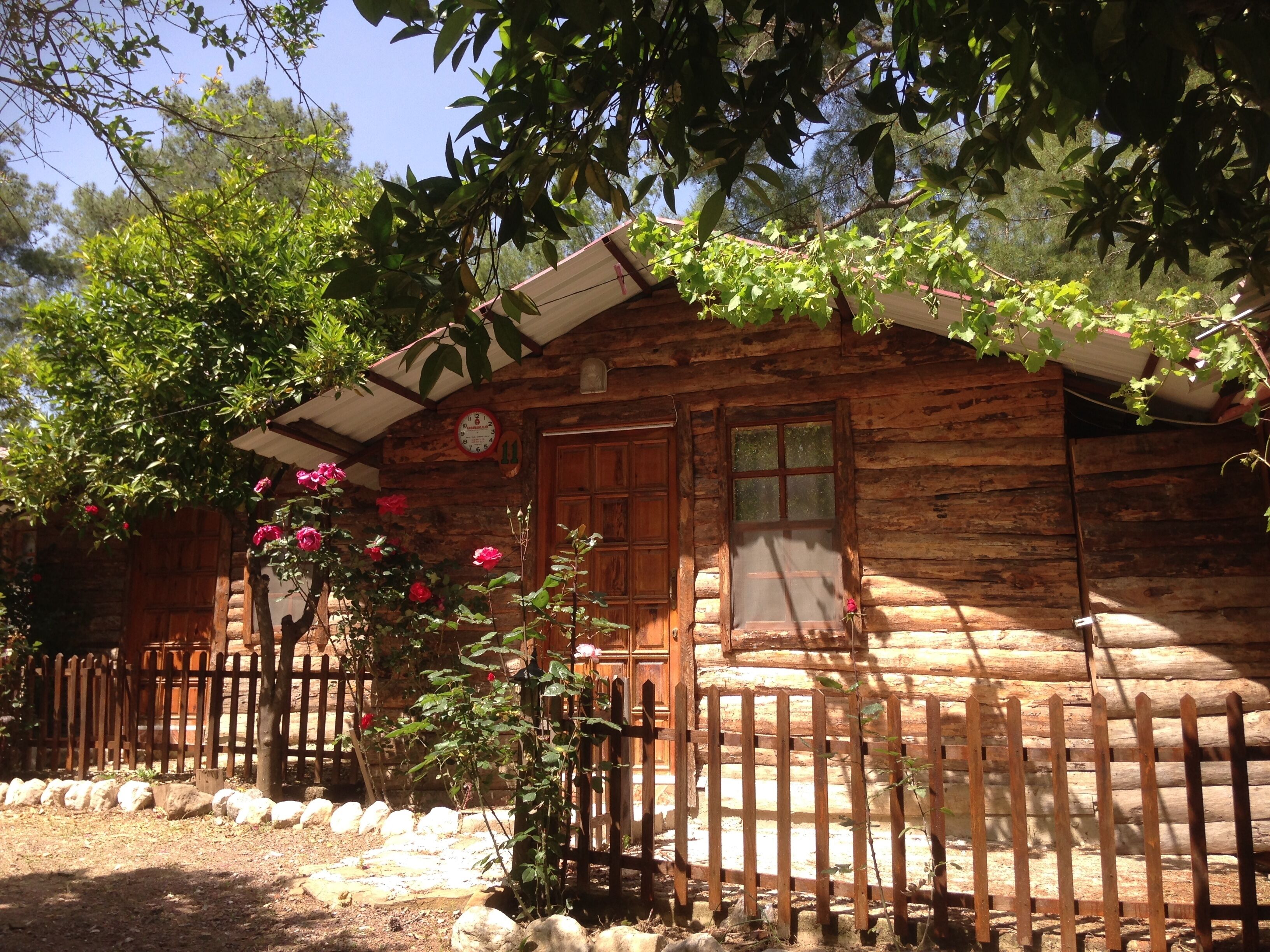 ROSERY KARAKALEM BUNGALOW EVLERİ 