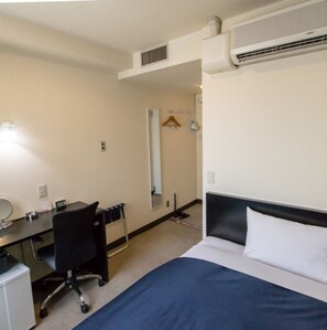 1 bedroom, desk, iron/ironing board, free WiFi - Breakfast included plan Single smoking room / Sapporo Hokkaidō (Sapporo)