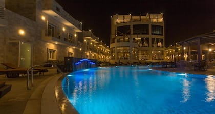 Belad Bond Resort