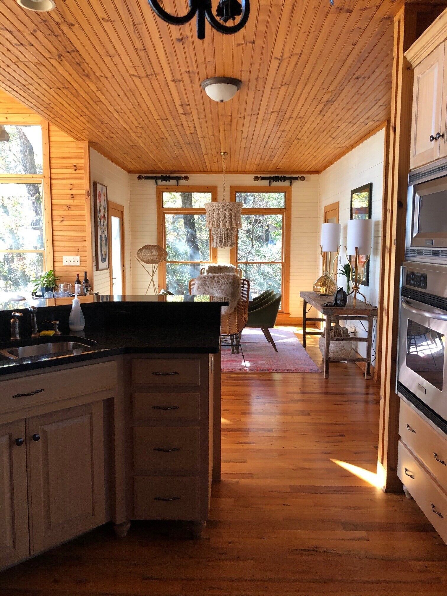 Mountain Luxury with Amazing Location and Views!  https://www.vrbo.com/2112798
