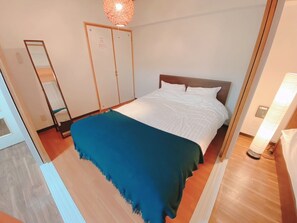 2 Schlafzimmer, Schreibtisch, Bügeleisen/Bügelbrett, kostenloses WLAN