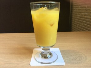 Alimentação e bebidas