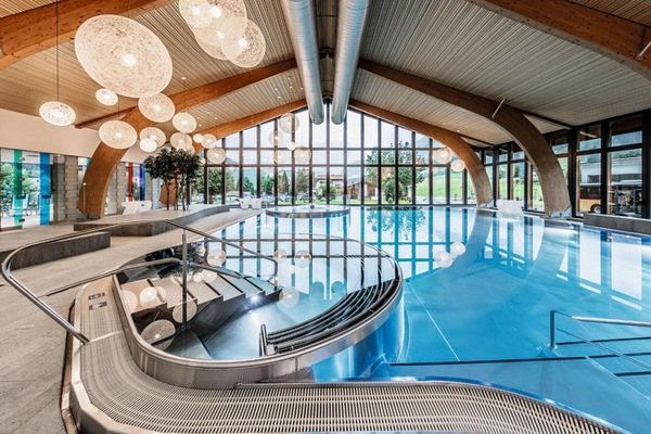 Schwimmbad, Freizeitzentrum, Gebäude, Freizeit, Eigentum, Die Architektur, Resort, Interior Design, Grundeigentum, Empfangshalle