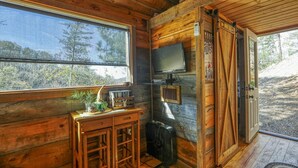 Interior -   Rustic Wilderness Cabin Retreat Private Forest Getaway in East Tennessee (Newport)