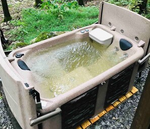 مغطس سبا خارجي