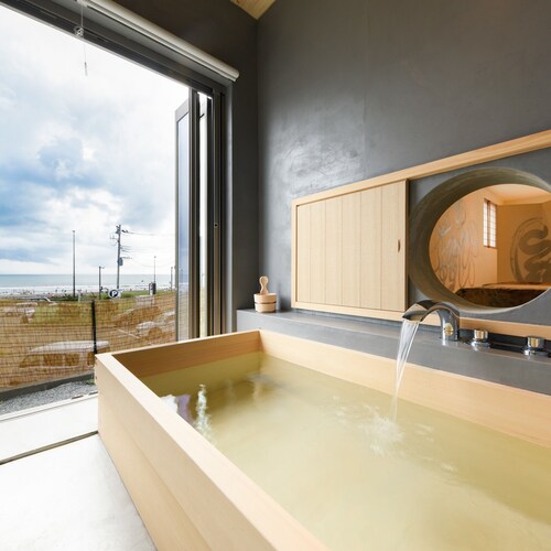 Ultimate Hideaway Yuhigahama Ocean View Villa / Kamakura Kanagawa