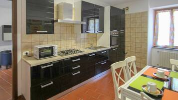 Microwave, oven, highchair, freezer