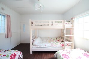 2 chambres, bureau, Wi-Fi gratuit, draps fournis