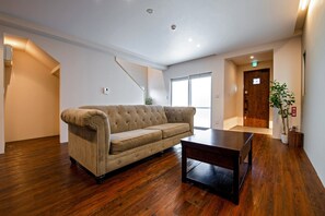 Interior - Private detached house E Recommended for familie / Okinawa Okinawa (Okinawa)