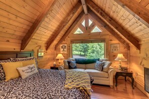 8 habitaciones, tabla de planchar con plancha, cuna de viaje y wifi 