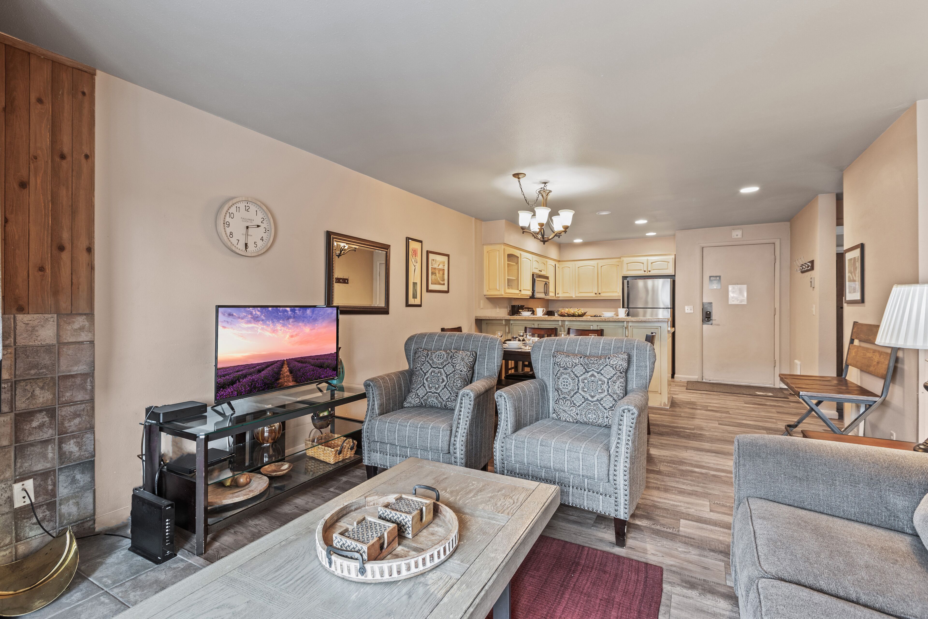 TV, fireplace, DVD player