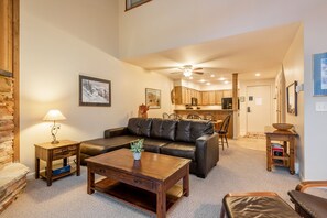 TV, fireplace, DVD player - True Ski-In/Ski-Out to Park City Mountain Resort With Hot Tub and Heated Pools (Park City)