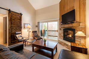 TV, fireplace, DVD player - Managed by Park City Lodging-True Ski-In/Ski-Out to Park City Mountain Resort! (Park City)