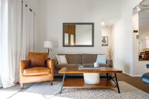 TV, fireplace, DVD player