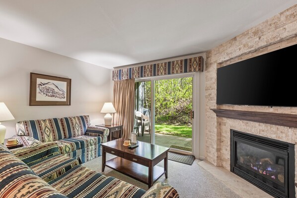 TV, fireplace, DVD player