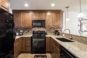Fridge, microwave, stovetop, dishwasher