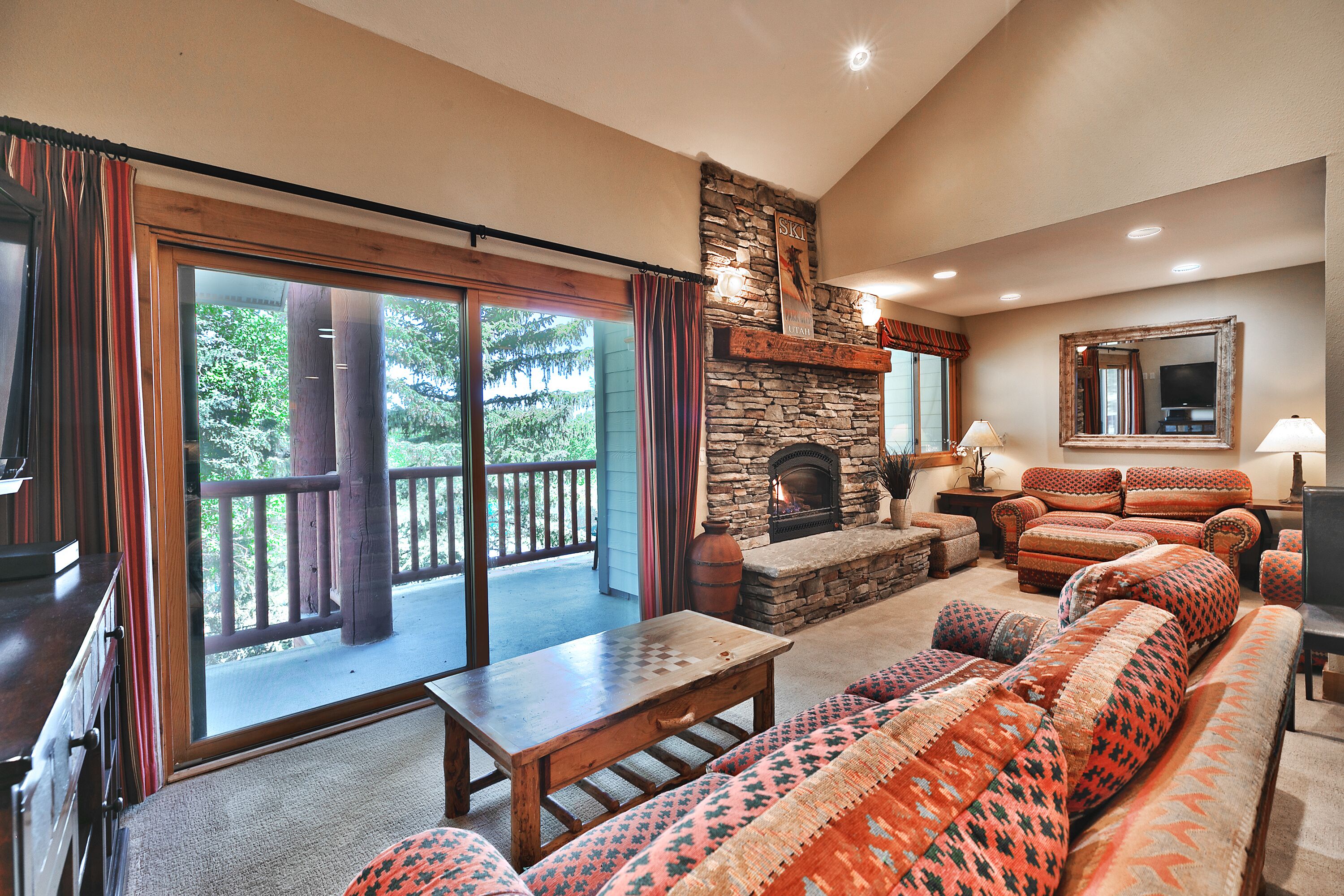 TV, fireplace, DVD player