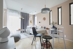 Design Villa | Living area | Flat-screen TV, Netflix, streaming services - P OIN T Ikebukuro Designer's Villa (Tokyo)