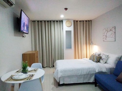 Cloud 907 Cityscapes Condominium is at the center of City Bacolod