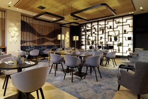 Dining - Rotterdam Marriott Hotel (Rotterdam)