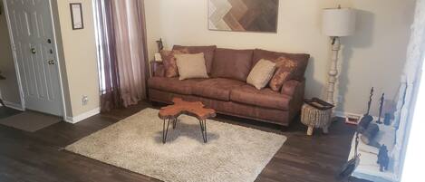 Fernseher, Stereoanlage