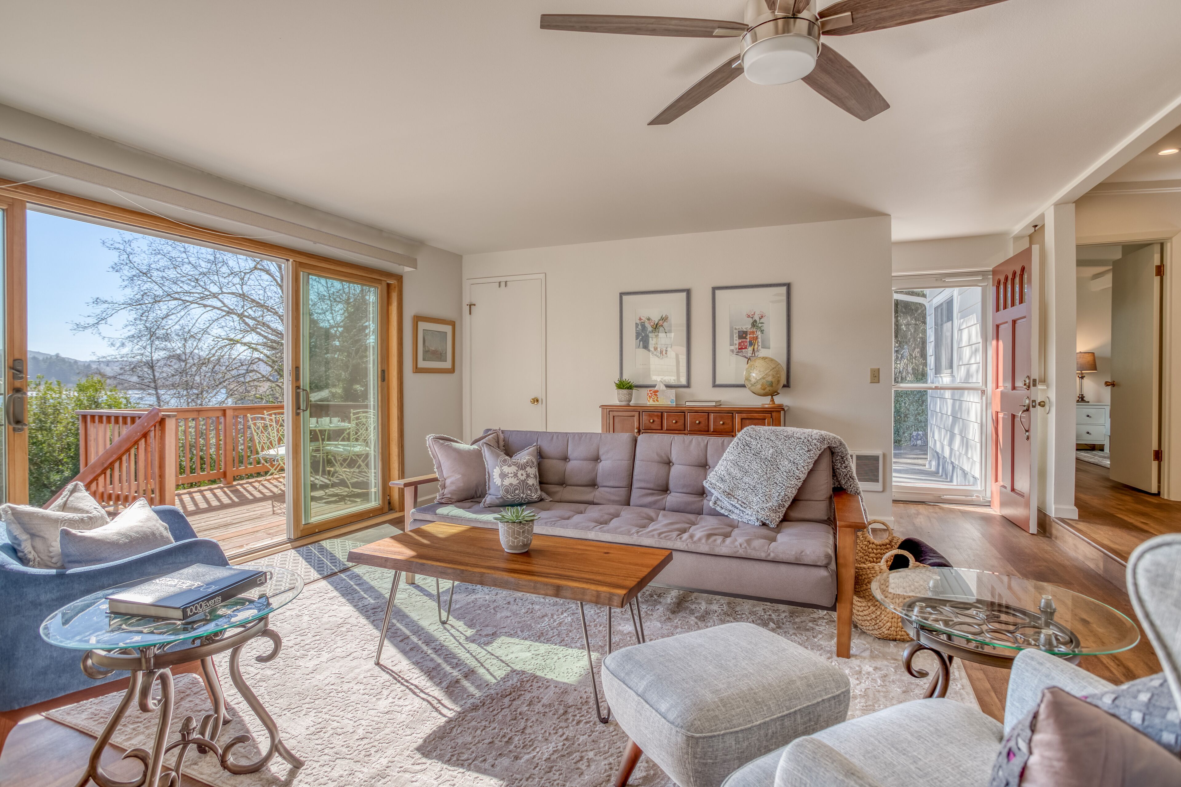 Modern Lakefront Home with Incredible Water Views, Next to Regatta Park