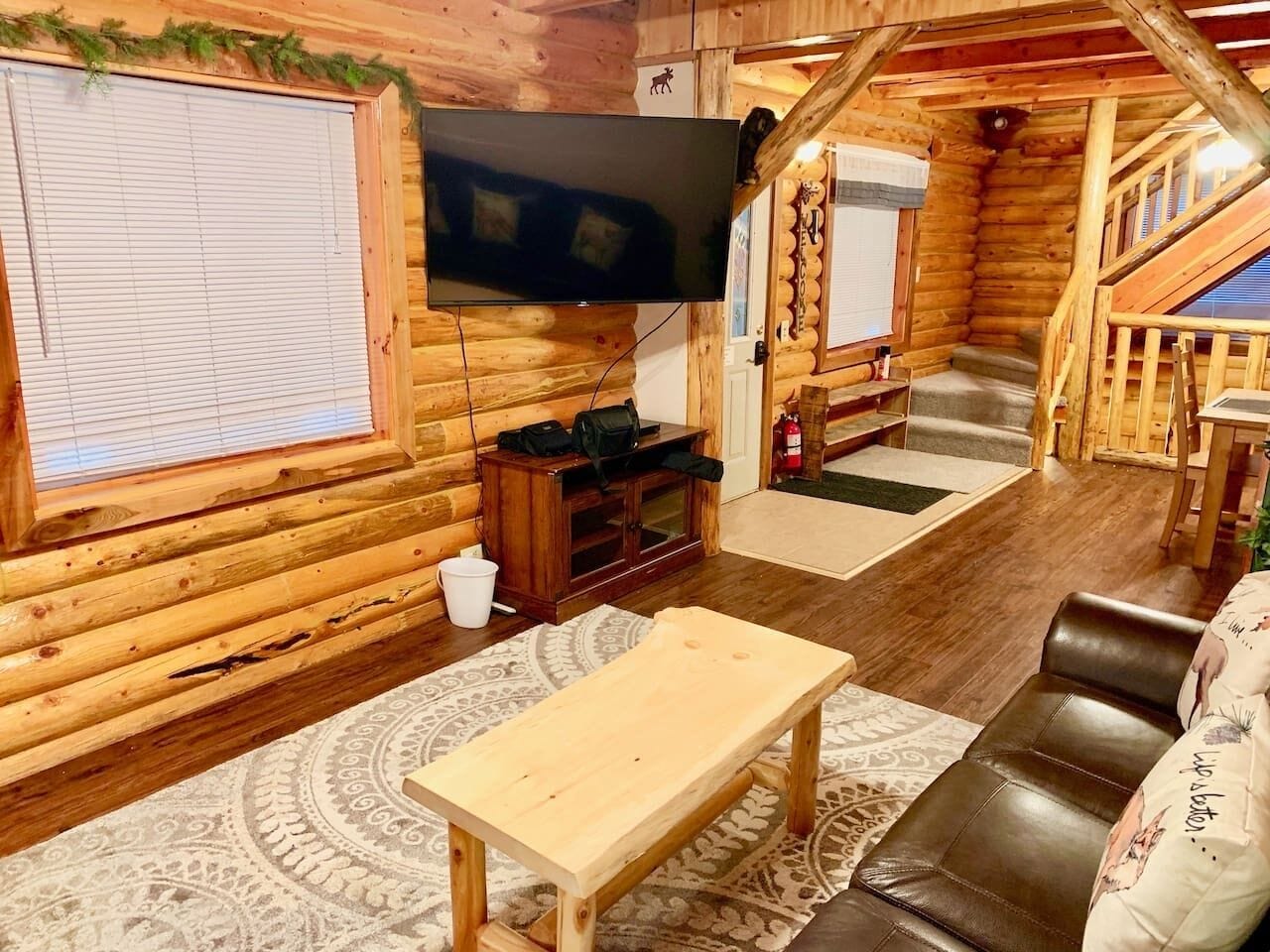 Smart TV, fireplace, DVD player, table football