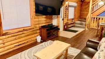 Smart TV, fireplace, DVD player, table football