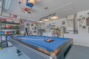 Villa, 4 habitaciones | Sala de juegos