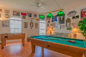 Villa, 5 Bedrooms | Games room - Villa Cayman - 132 Lockbreeze by Fairytale VR (Davenport)