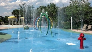 Pool - Villa Bahama - 400 Grand Bahama by Fairytale VR (Davenport)