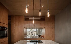 OXO Townhouses Umalas 3 | Private kitchen | Fridge, oven, stovetop, dishwasher