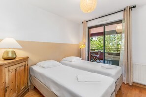 2 bedrooms, iron/ironing board, free WiFi, bed sheets - Spacious T3 Terrace/Clim overlooking the Lez ☀ (Montpellier)