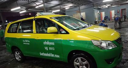 Impact Thunder Dome Service Taxi