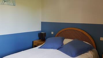 2 間睡房、免費 Wi-Fi、床單