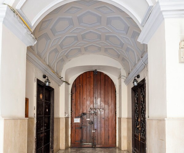 EntrĂ©e de lâhĂ©bergement