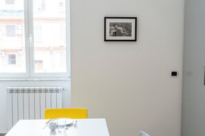 Dining room - Appartamento all'Archivio di Stato (Naples)