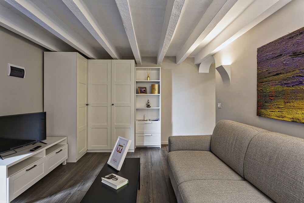 Boutique Apartment in Via Roma