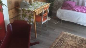 Economy Double Room, Shared Bathroom | Free cots/infant beds, free WiFi, bed sheets