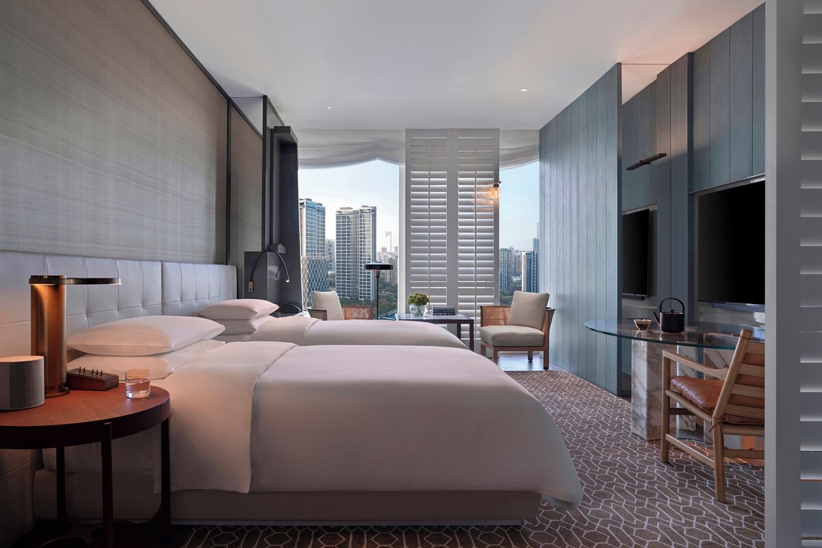 Room, 2 Twin Beds, City View (High Floor) | Premium bedding, down comforters, minibar (free items), in-room safe