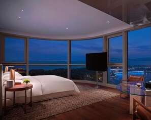 Deluxe Room, 1 King Bed, Bay View (Panoramic) | View from room