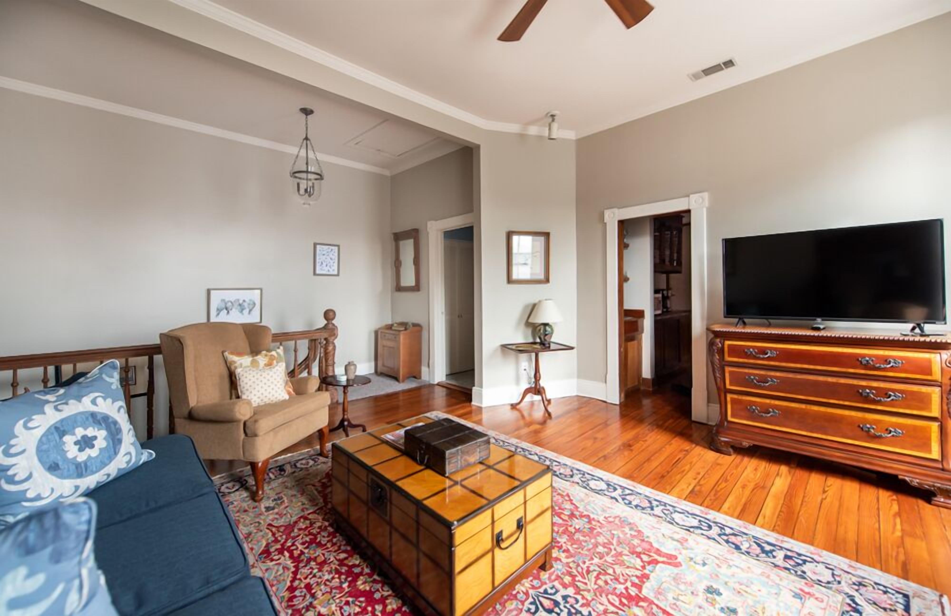 Charming Pet-Friendly Home Perched on Warren Square by Lucky Savannah