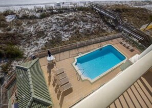 Outdoor pool - Penthouse, 3 BR,3 BA, Beach service included! (Fort Walton Beach)