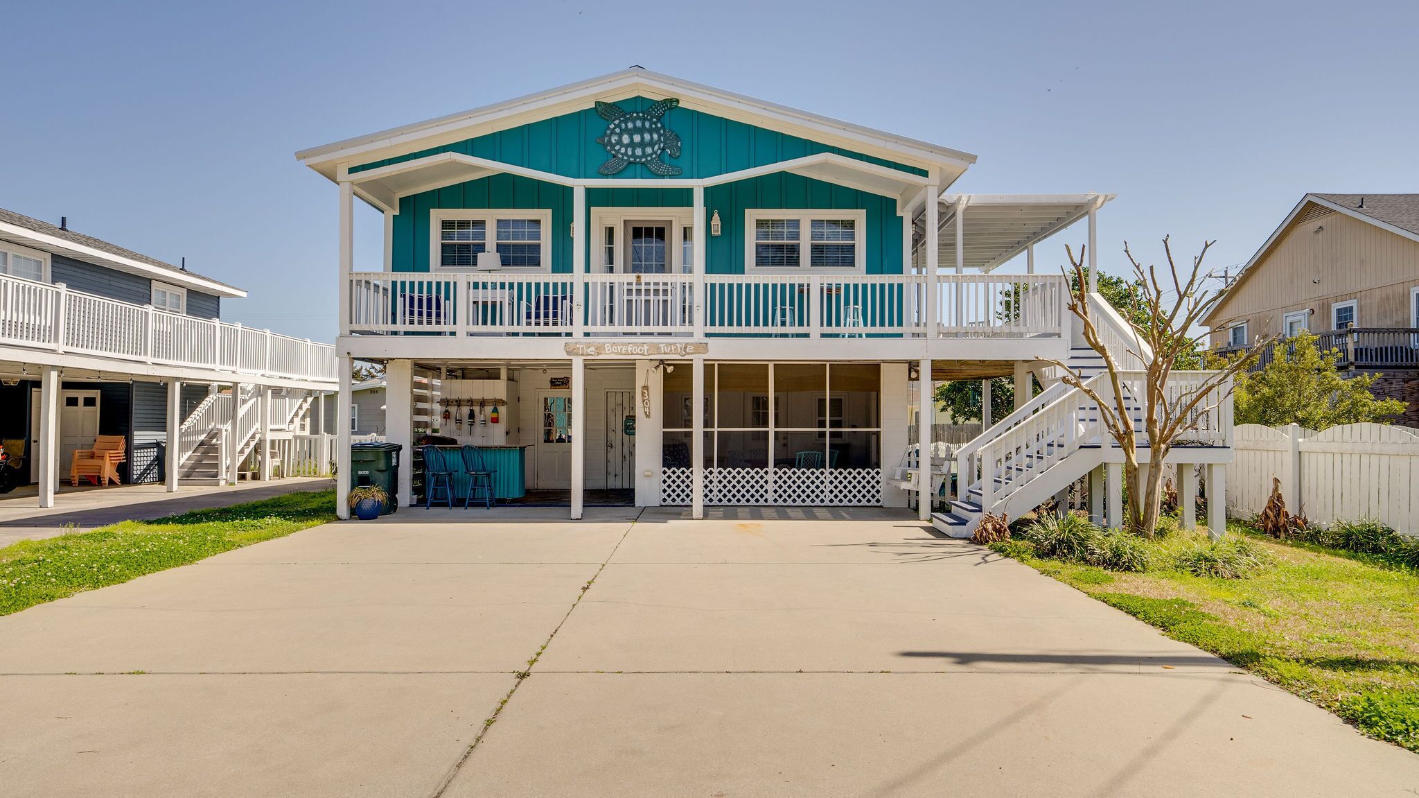 Pet Friendly Beach House, Short Walk To Beach + FREE DAILY ACTIVITIES!