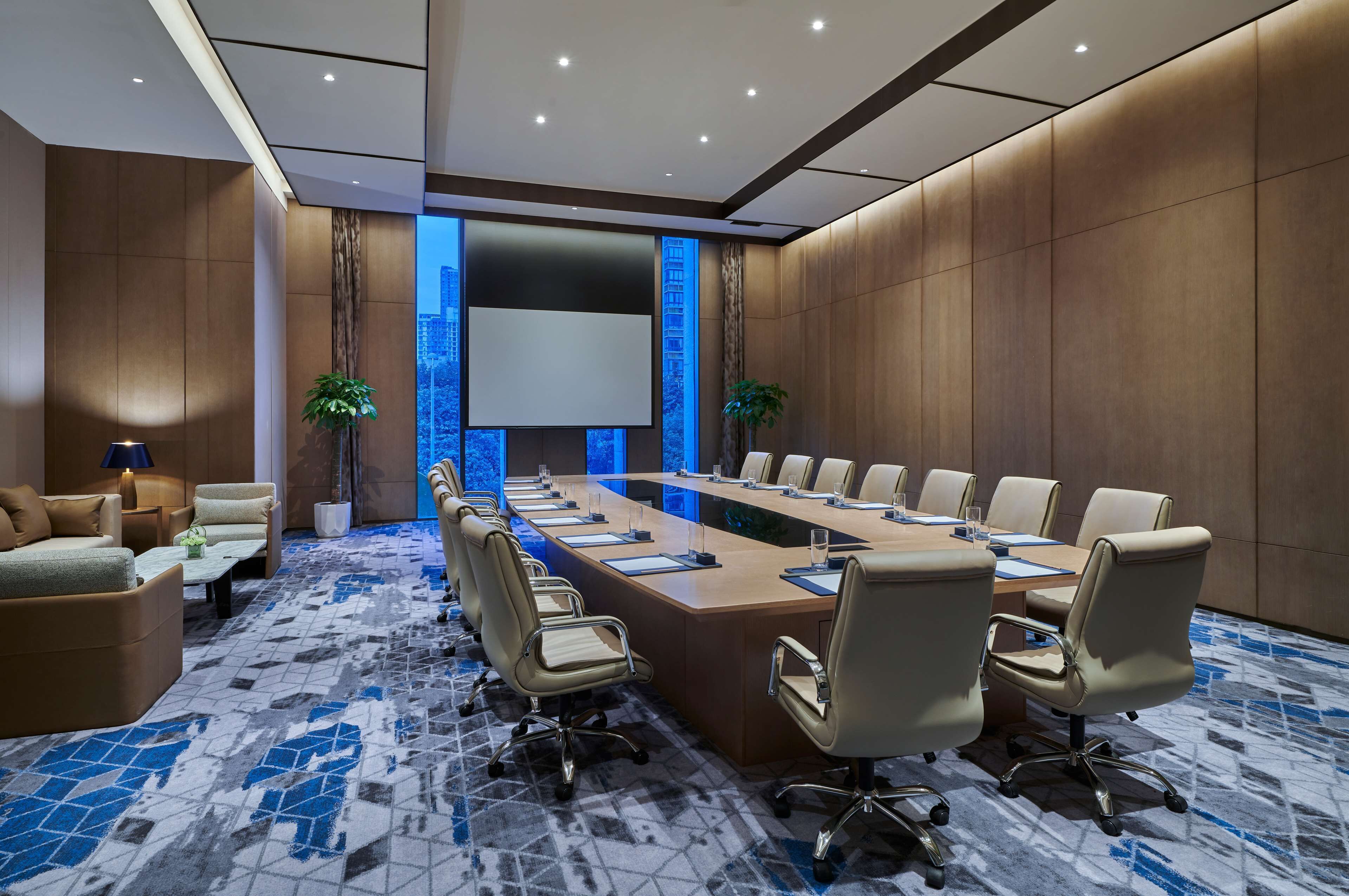 Meeting facility