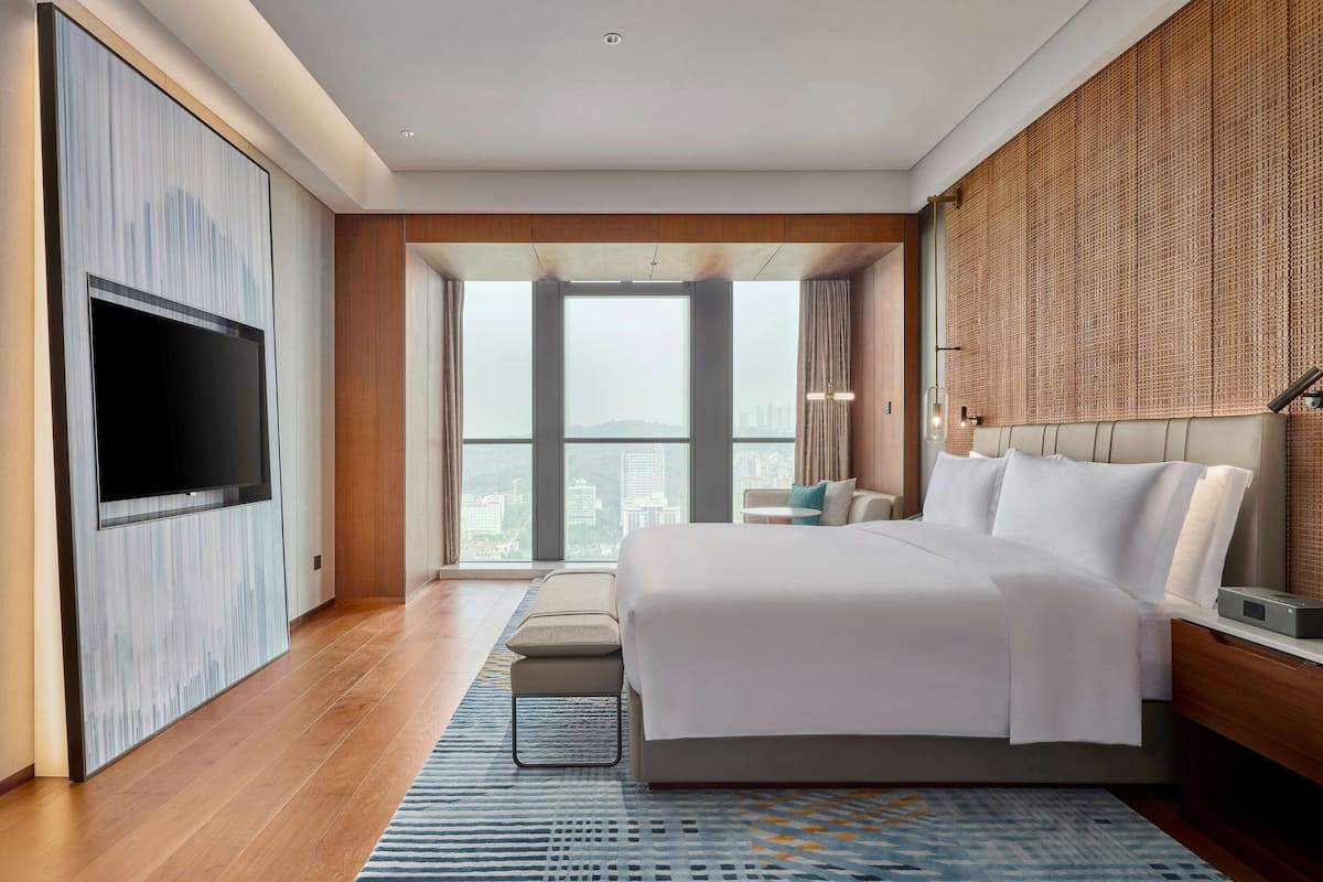 1 habitación, ropa de cama hipoalergénica, edredón y minibar