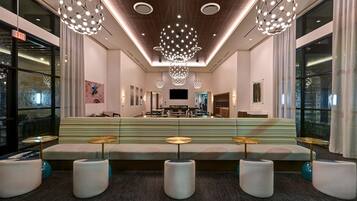 Desayuno bufé gratuito y diario