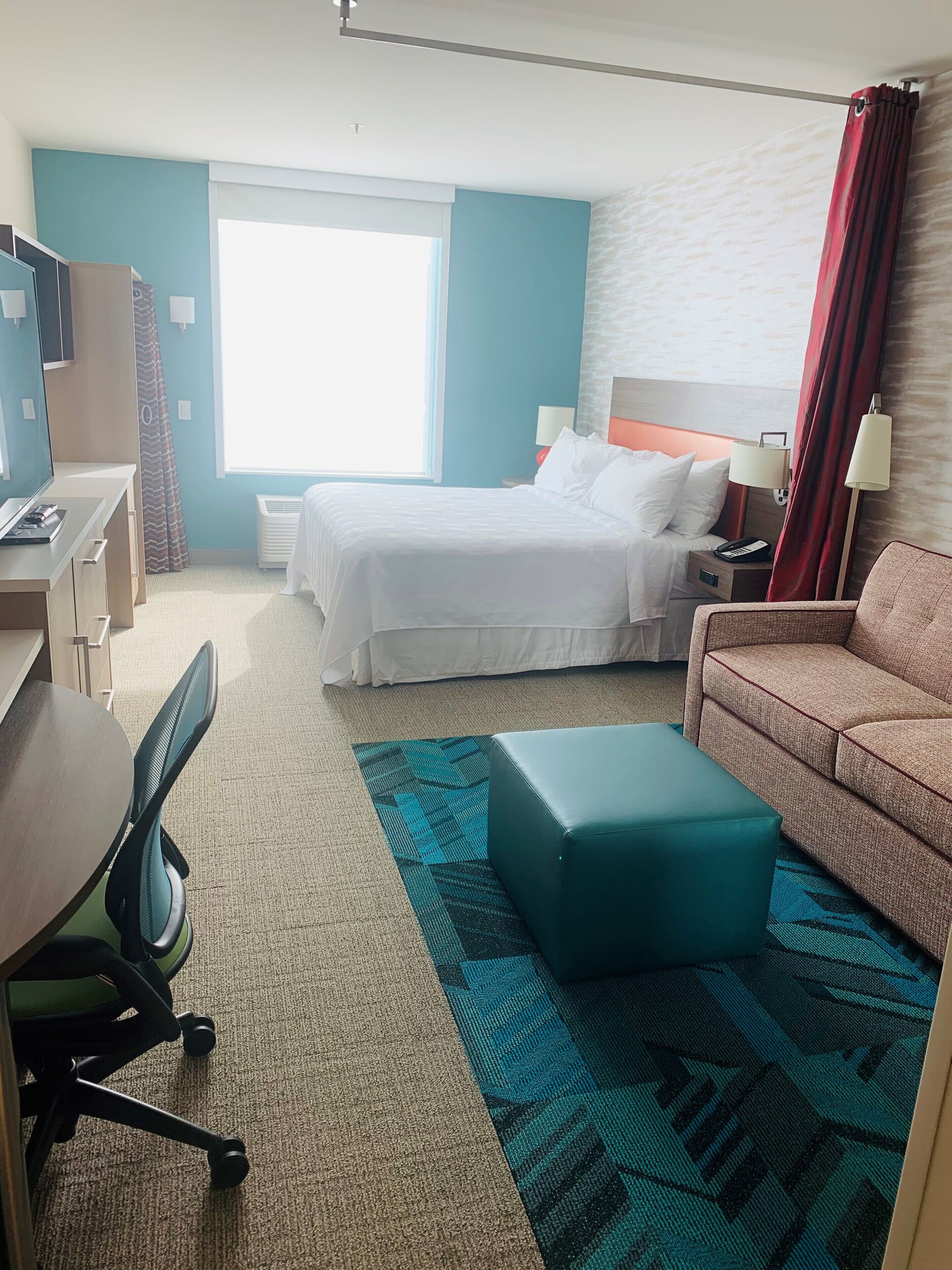 studio suite, 1 king bed, non smoking | blackout curtains, iron/ironing board, free cots/infant beds, free wifi