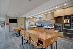 Free daily buffet breakfast  - Home2 Suites by Hilton Raleigh North I-540 (Raleigh)