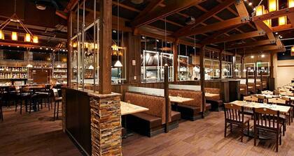 Ski -in/out Luxury 2 BR at Grand Lodge on Peak 7, Breckenridge, CO